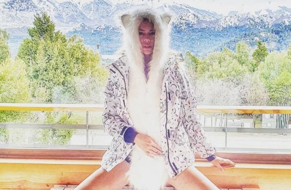 Nicole Neumann recreó en vivo su foto hot y contó quién se la sacó