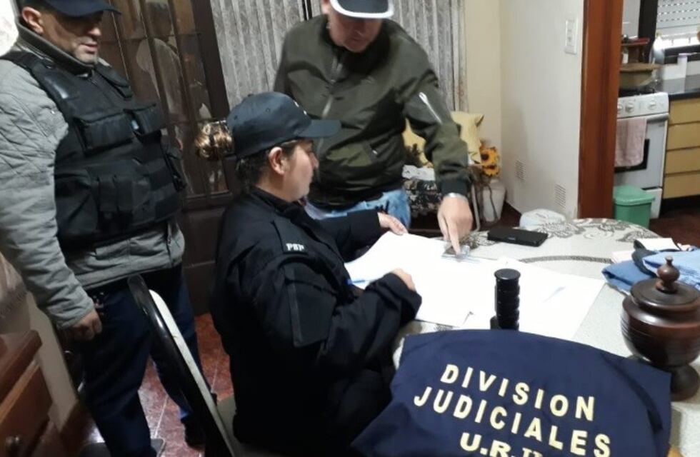 Detuvieron a un mecánico que preparaba autos para picadas ilegales