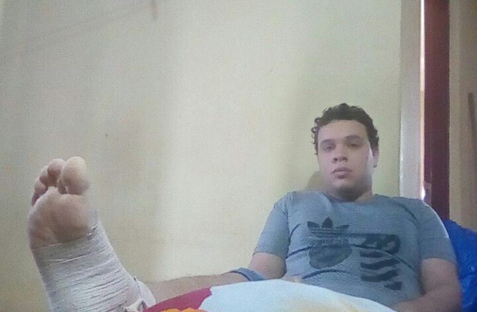 Un bono para la cirugía del referí agredido por futbolistas