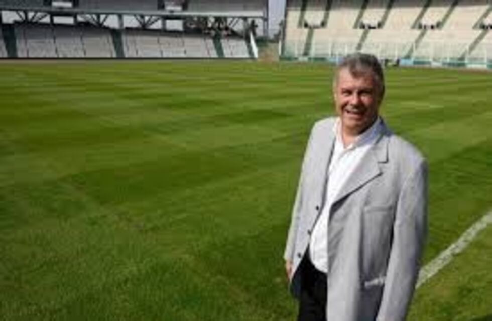 Medarro Ligorria y el piso del Kempes: "Sembraremos pasto que durará todo el año"