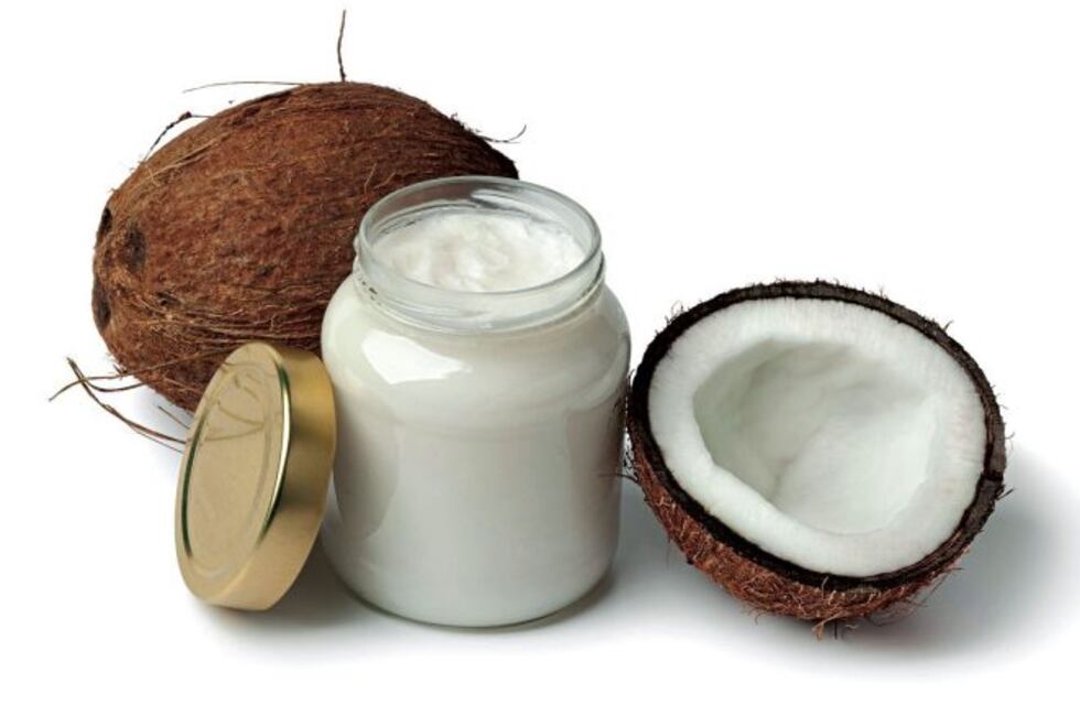 La ANMAT prohibió dos termómetros digitales, un suplemento dietario y un aceite de coco