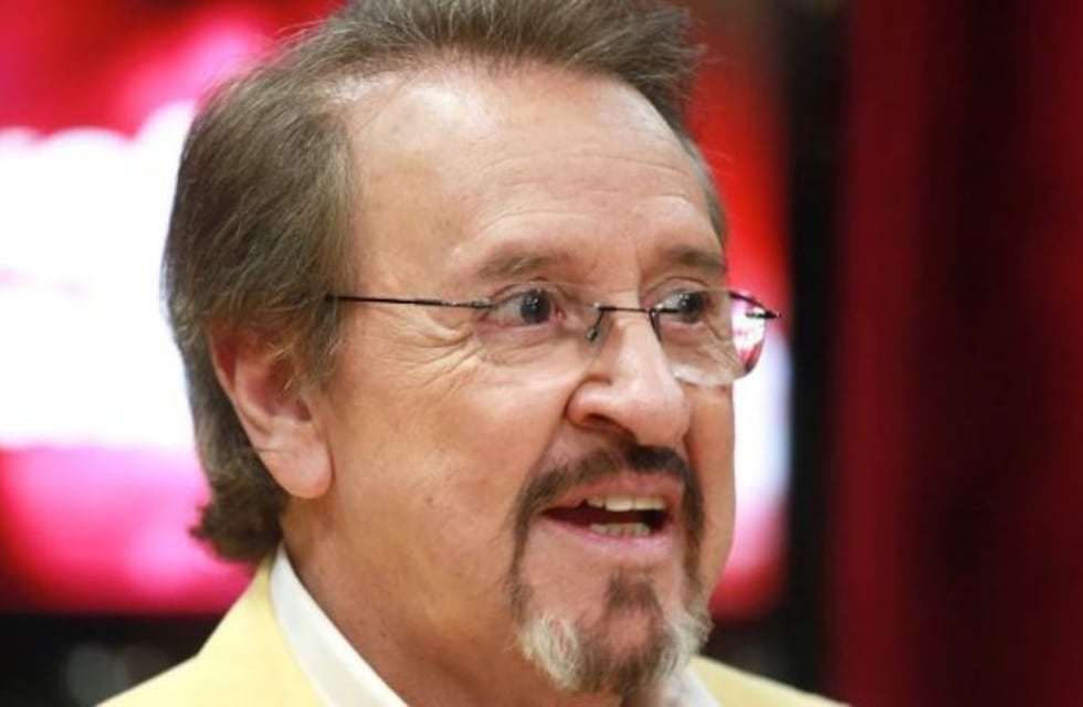 Operaron a Carlos Villagrán, el actor que interpretó a "Quico" en "El chavo del 8"