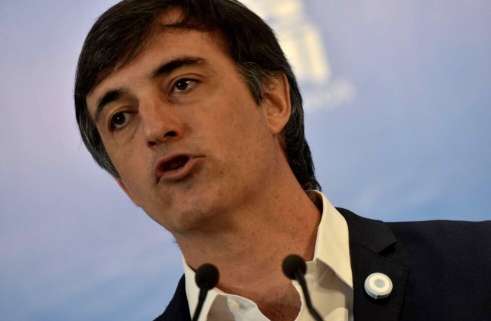 Esteban Bullrich acusó a los gremios docentes de obcecación