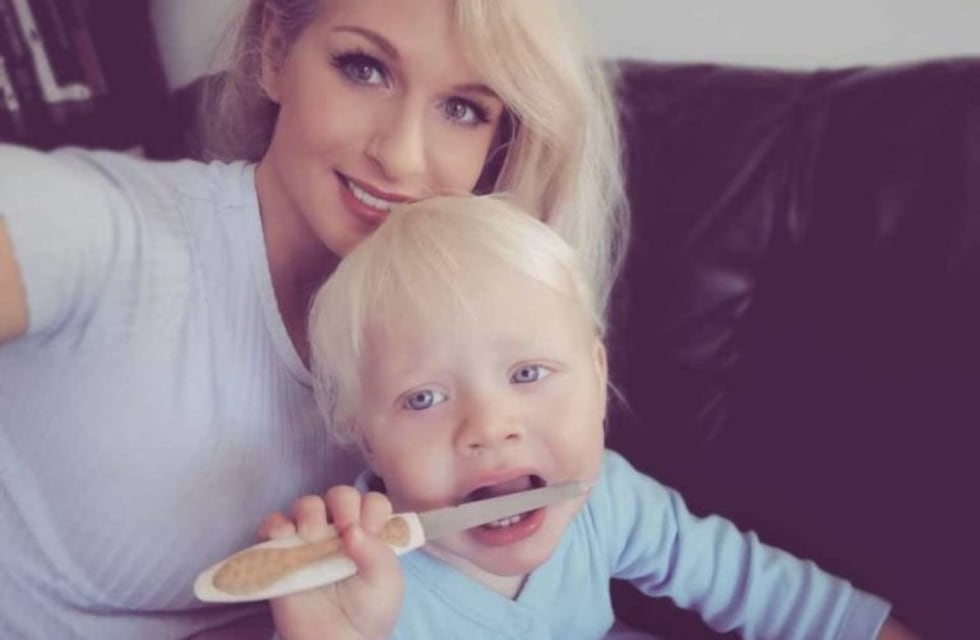 Llegó a dormir con seis hombres por noche hasta que nació su hijo y la ayudó a recuperarse