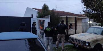 Detuvieron a un narco que escondía la droga en la ropa de su hijo de seis años (Foto: La Capital de Mar del Plata)