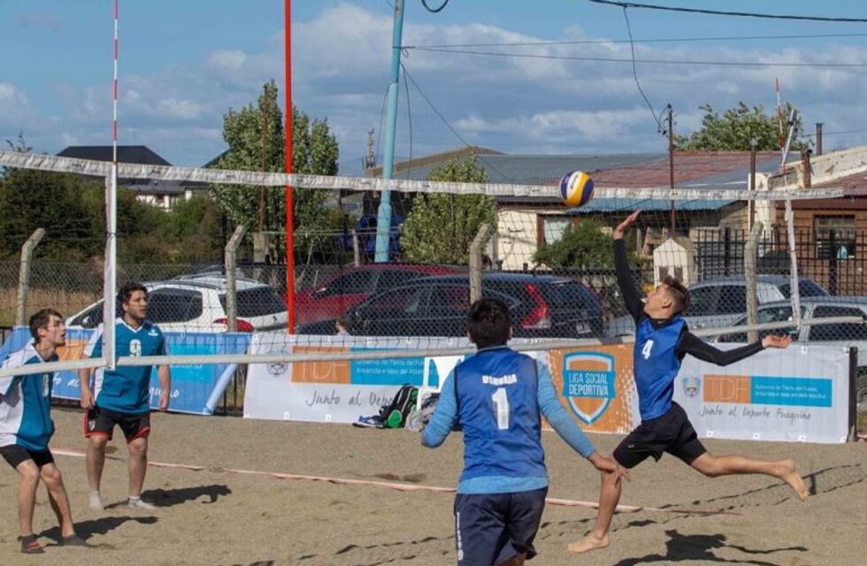 Gobierno inauguró la cancha de Beach Voley y Handball en Ushuaia