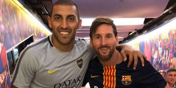 Para el recuerdo, Wanchope jugó en el Cam Nou y se retrató con Leo\u002E