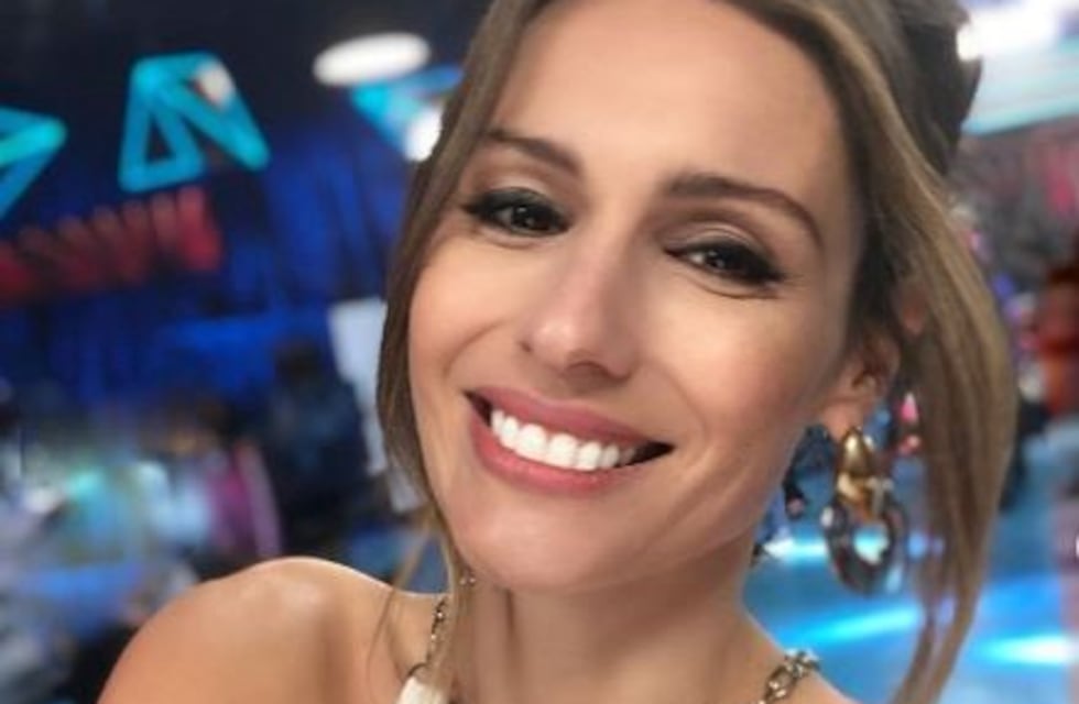 "Pampita" indignada en las redes: "No hablen de sororidad"