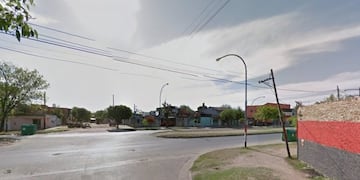 La colisión se produjo a última hora de la tarde en Avellaneda y Doctor Riva\u002E (Google Street View)