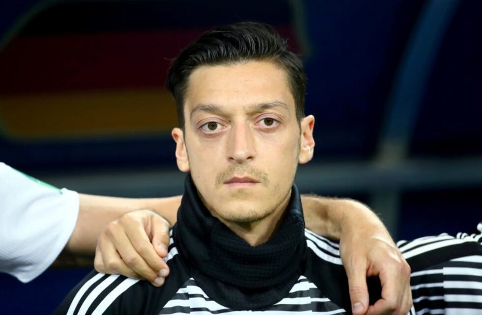 Mesut Özil se retiró de la Selección de Alemania