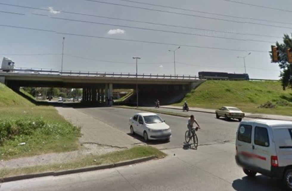 Dos motochorros fueron detenidos tras chocar contra un móvil policial en zona noroeste