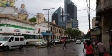 Para este viernes están pronosticadas lluvias y lloviznas aisladas en Santiago del Estero\u002E