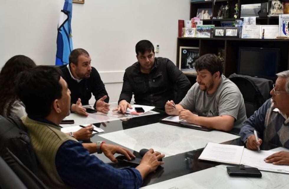 Facundo Prades se reunió con vecinalistas