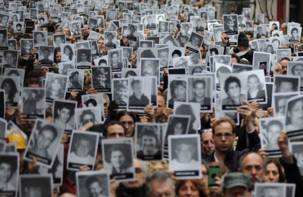 Tras 25 años del atentado de la AMIA, en Paraná realizaron un homenaje a las víctimas