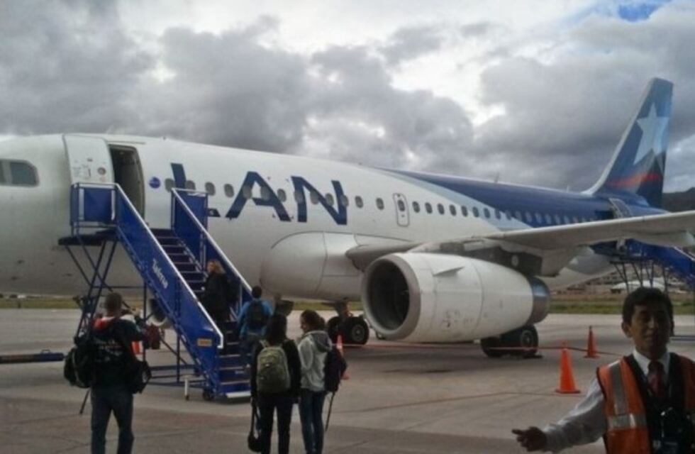 Por el conflicto de Latam, cancelan vuelos a Córdoba