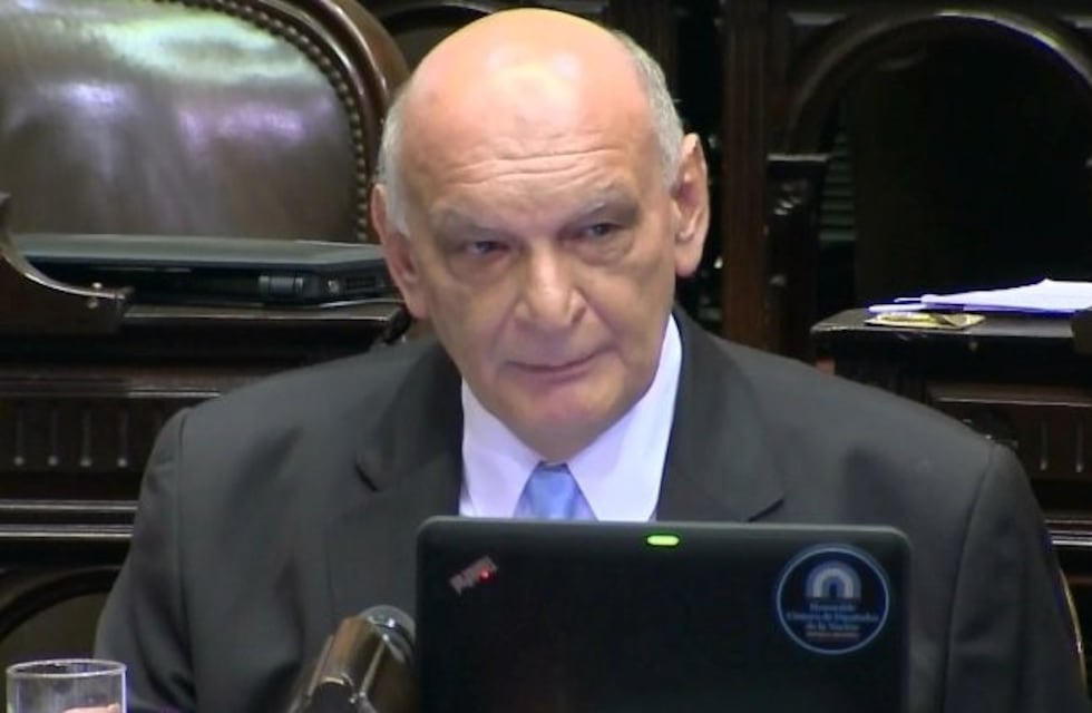 Pastori explicó porqué tiraron el proyecto para bajar el precio de las naftas