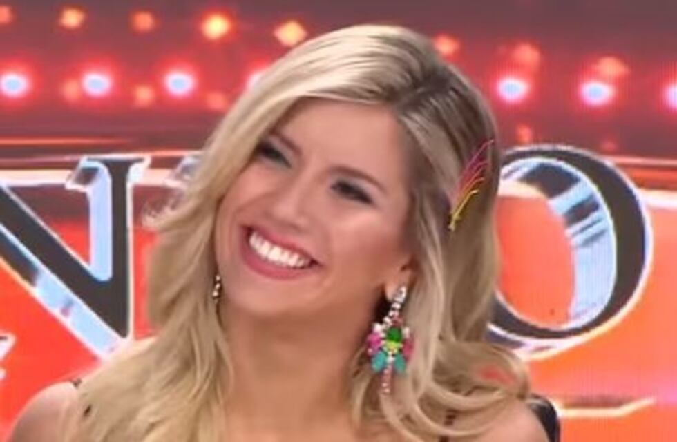 Marcelo Tinelli descubrió a Laurita Fernández enviándole un mensaje a Nicolás Cabré