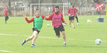 Ezequiel Videla aparece en el equipo para el amistoso con Estudiantes\u002E Y en el equipo ideal de Gómez\u002E