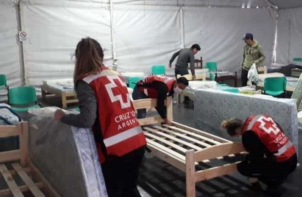 Voluntarios de la Cruz Roja dan batalla al coronavirus en Mendoza