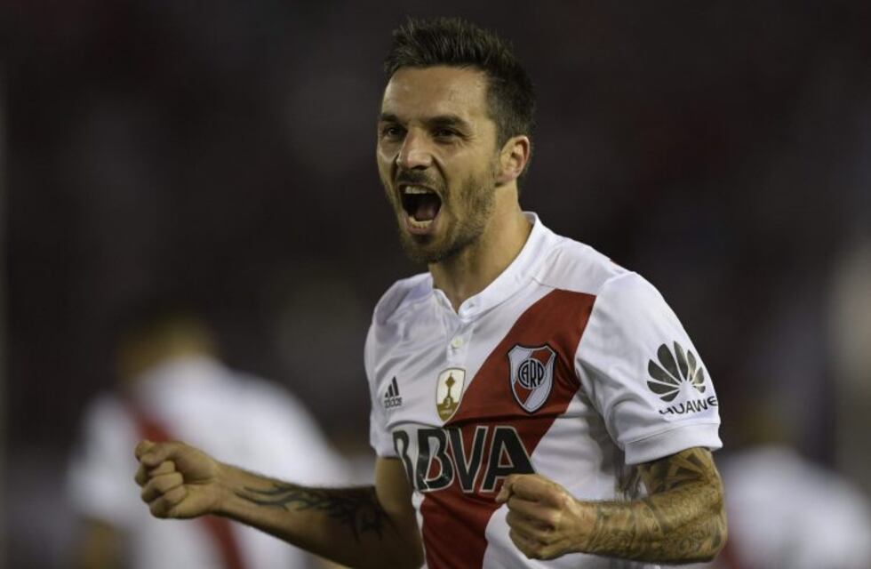 Copa Libertadores: con un gol de Scocco, River le ganó 1-0 a Lanús