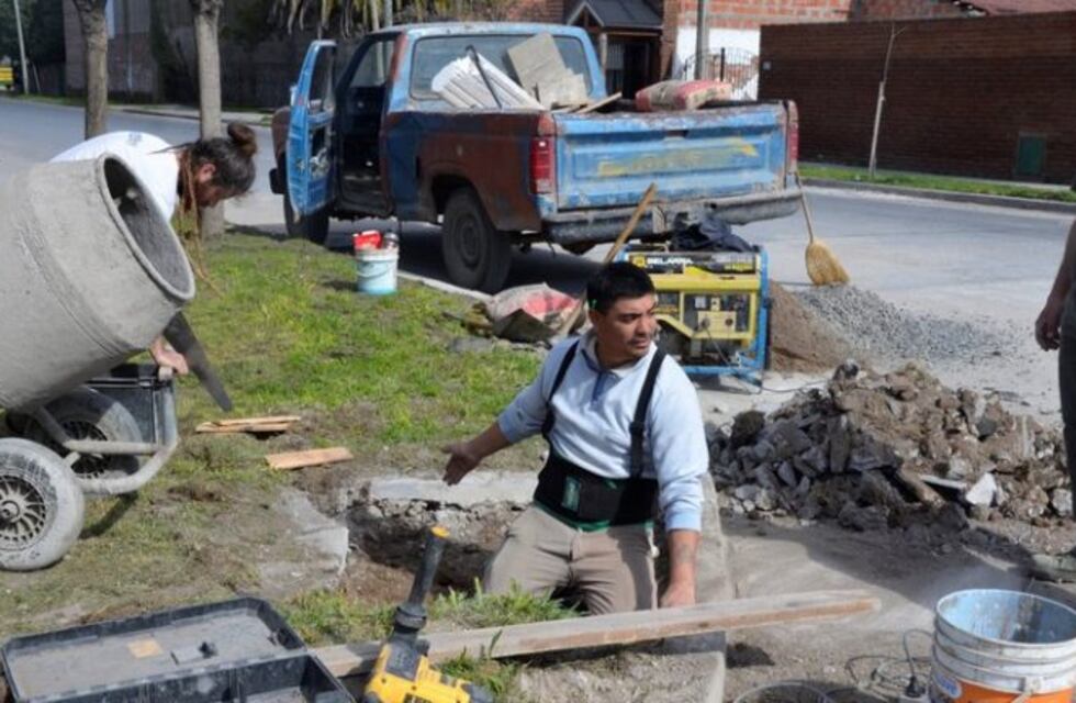 Avanzan las obras de hormigonado y reparación de sumideros