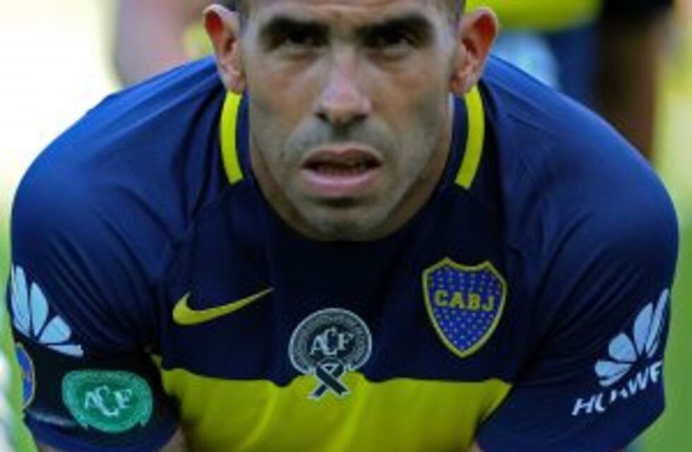 Tevez firmó contrato en el Shanghai Shenhua con una cláusula para volver a Boca