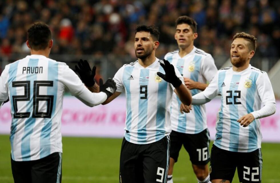 Argentina le ganó 1-0 a Rusia en Moscú