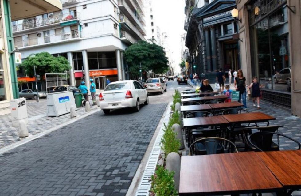 Aprovechando el feriado: vuelven los cortes de tránsito este lunes por obras sobre calle Sarmiento