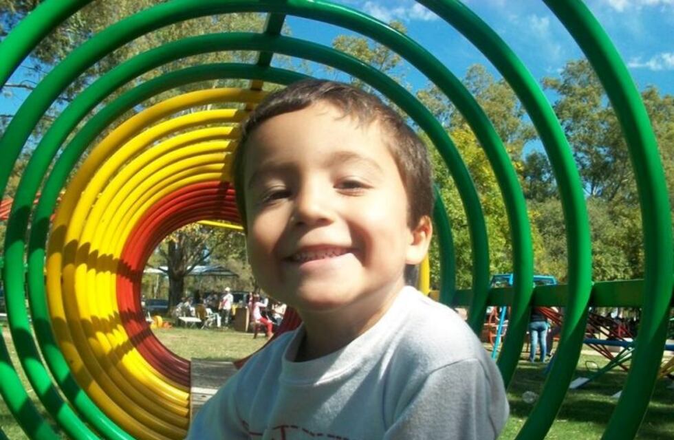 Hace seis años, Arroyito se conmovía con la triste historia de Alejito