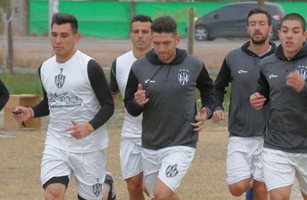 Central Córdoba ganó 3 a 1 y continúa invicto