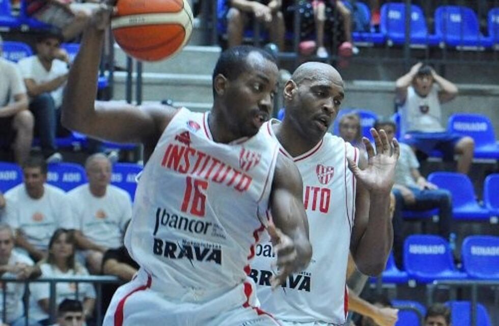 Básquet: Instituto enfrenta a Estudiantes en Concordia