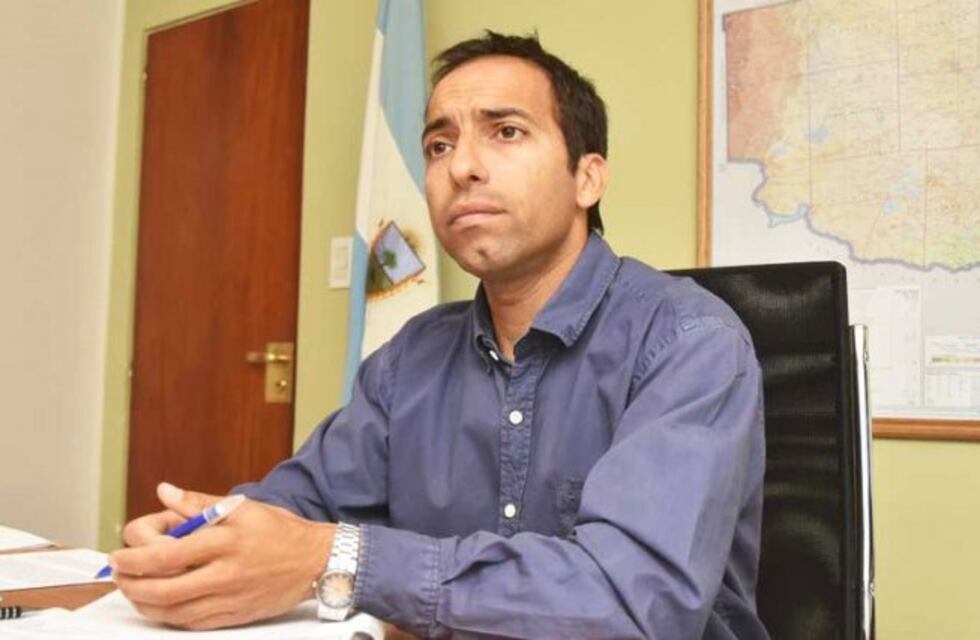 Verna echó al titular de la Administración Provincial de Energía por el incendio en Guatraché