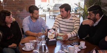 El Partido Socialista también acercó sus propuestas a Marcos Torres