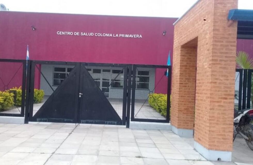 Familia aborigen tomó un centro de salud en La Primavera