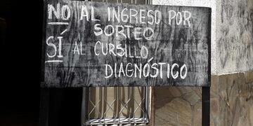 Alumnos de la escuela Nigelia Soria tomaron el colegio de forma simbólica\u002E (Facebook)