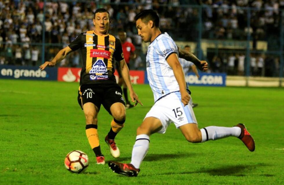 Jonathan Cabral extendió su vinculo con Atlético Tucumán