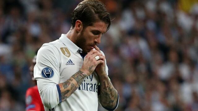 Football Soccer - Real Madrid v Bayern Munich - UEFA Champions League Quarter Final Second Leg - Estadio Santiago Bernabeu, Madrid, Spain - 18/4/17 Real Madrid's Sergio Ramos reacts after a missed chance Reuters / Sergio Perez Livepic