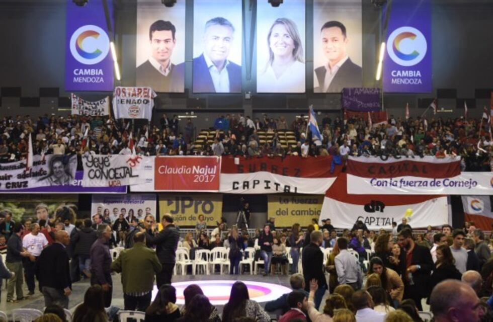 Cornejo instó a los mendocinos a "tener memoria" a la hora de votar