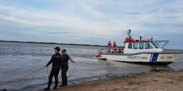 Prefectura Naval confirmó el hallazgo del cuerpo de Agustín Kglorgieff, quien desapareció en las aguas del río Paraná a la altura del remanso Constancio Vigil en Villa Gobernador Gálvez\u002E (@somosrosariook)