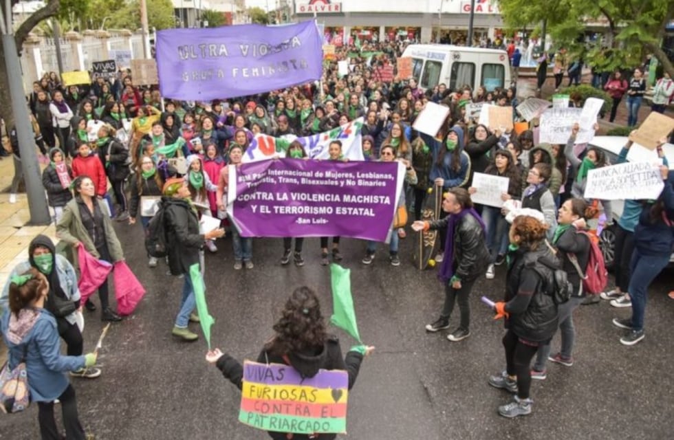 El senado de San Luis adhirió a la ley que sanciona al acoso callejero