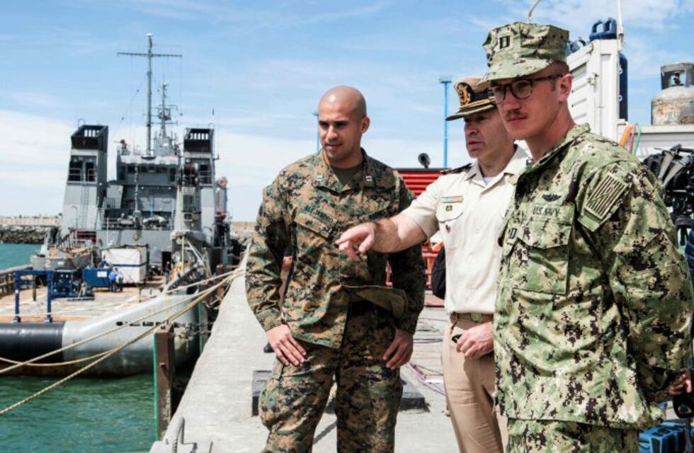 Comodoro Rivadavia: El viento demora la salida del buque con el minisubmarino