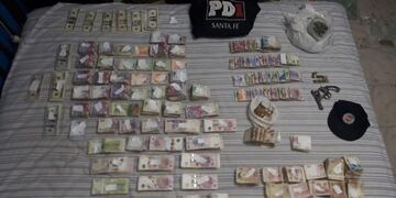 Allanamientos en varios domicilios por una entradera a Alsina al 2500\u002E (Ministerio de Seguridad)