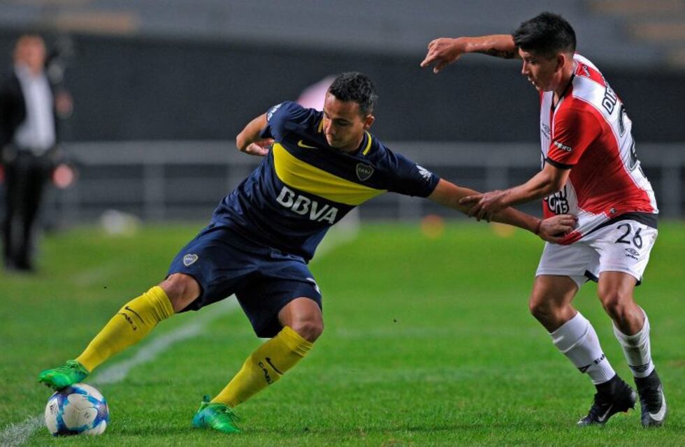 Barros Schelotto se inclinó por Jara y apostara por un 4-4-2 para recibir a Newell's