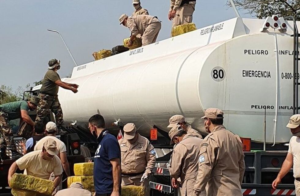 Encontraron ocho toneladas de marihuana en un camión cisterna