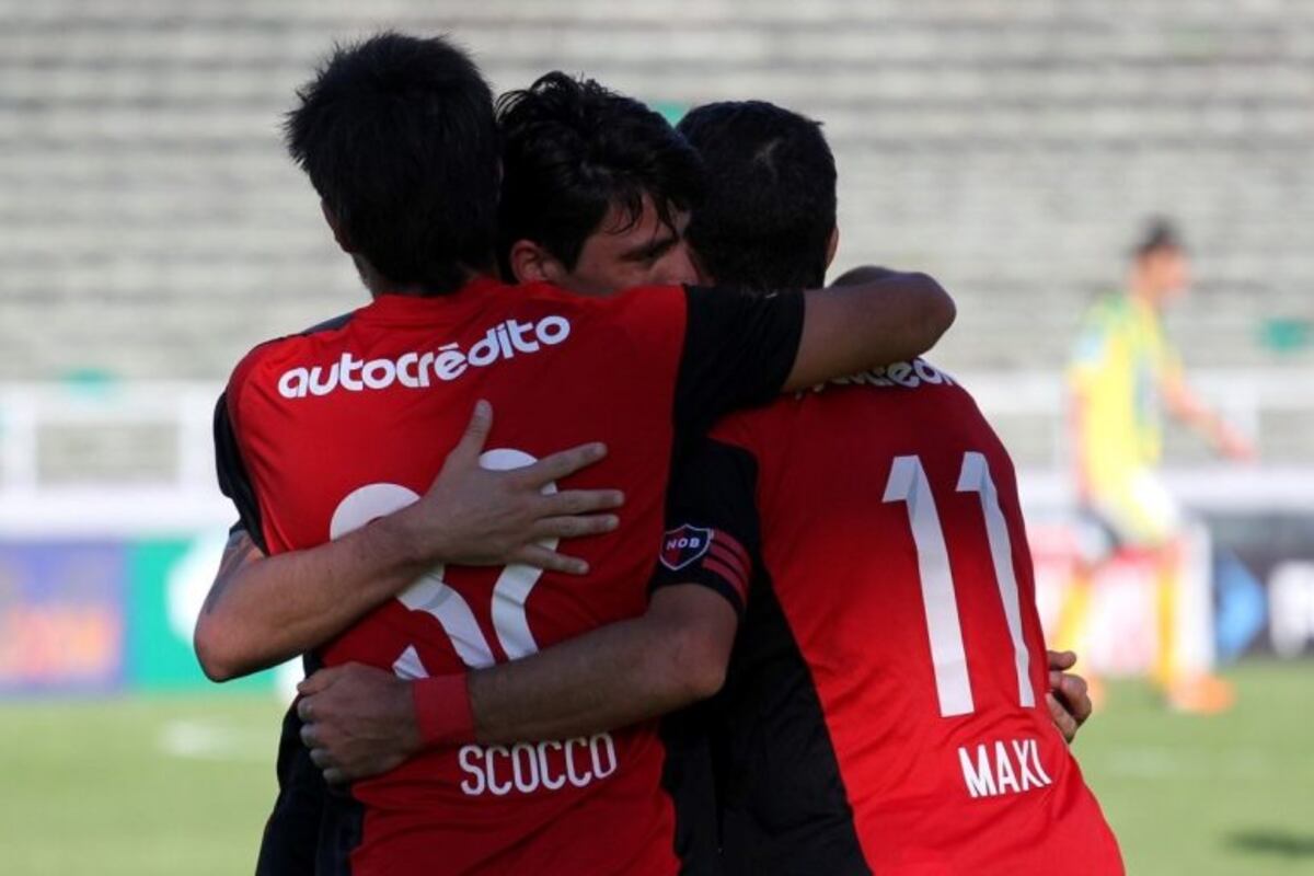 La ida de Scocco, Formica y Maxi Rodríguez alivió las cuentas rojinegras\u002E (Archivo)