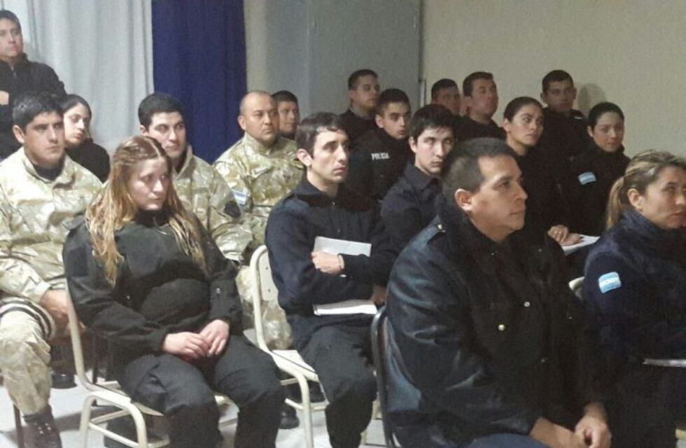 Gobernador Gregores: Ciclo de charlas de concientización Antes y después de un siniestro vial