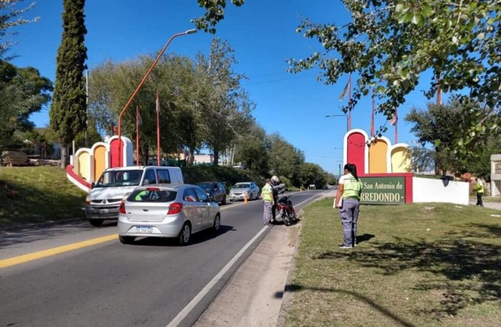 Desalojaron a turistas “ilegales” de San Antonio de Arredondo