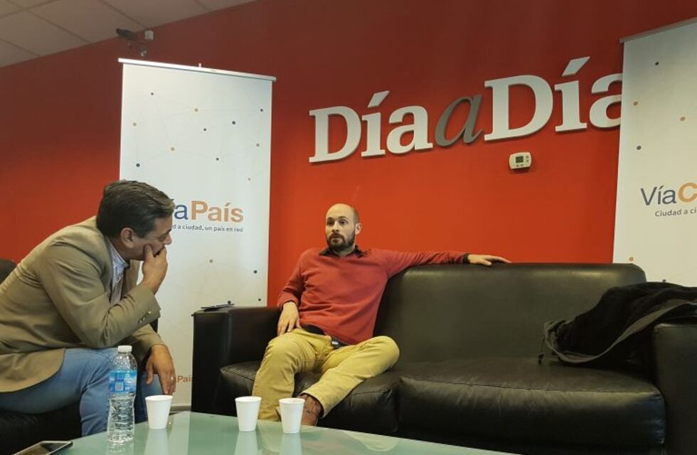 Juan Iñaki: "Lo que me mantiene en tierra hoy es experimentar el amor en todas su formas"