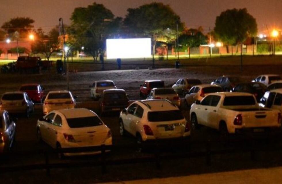 Se pone en marcha el primer autocine en Corrientes