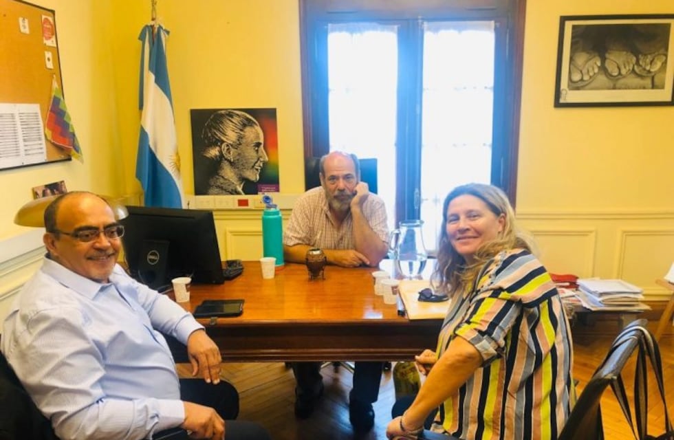 Buscan en Nación la ampliación de microcréditos para trabajadores de la economía popular